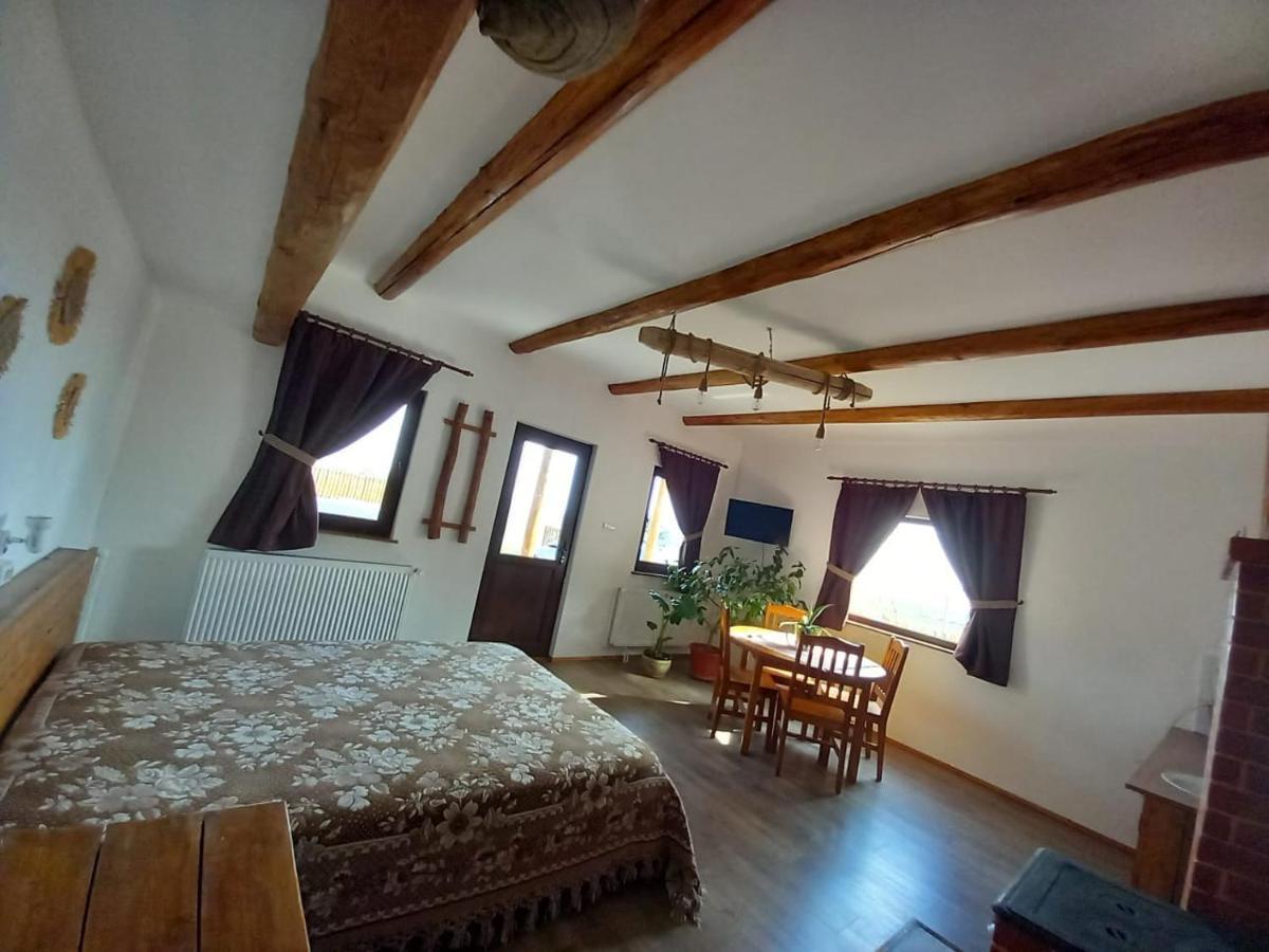 Casuta Din Deal Târgu Neamț Exterior photo