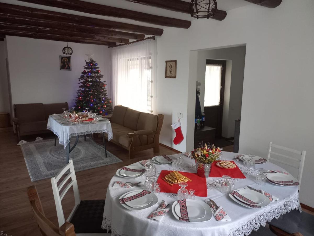 Casuta Din Deal Târgu Neamț Exterior photo