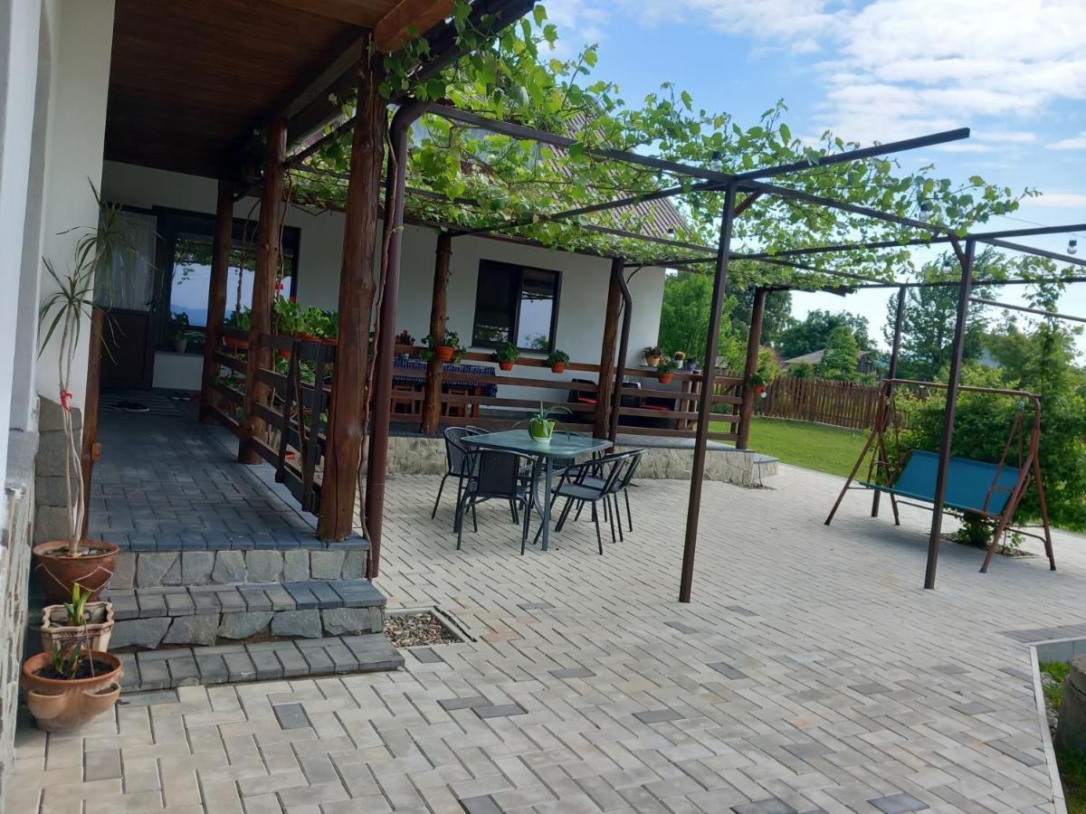 Casuta Din Deal Târgu Neamț Exterior photo